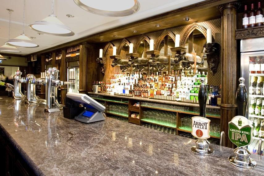 The Royal Hop Pole Wetherspoon ทุกส์แบร์รี ภายนอก รูปภาพ