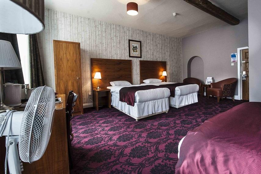 The Royal Hop Pole Wetherspoon ทุกส์แบร์รี ภายนอก รูปภาพ