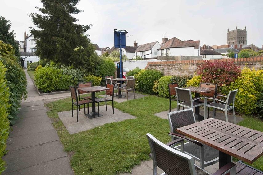 The Royal Hop Pole Wetherspoon ทุกส์แบร์รี ภายนอก รูปภาพ